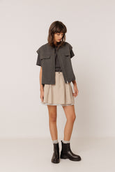 PUFFY-HEM VEST