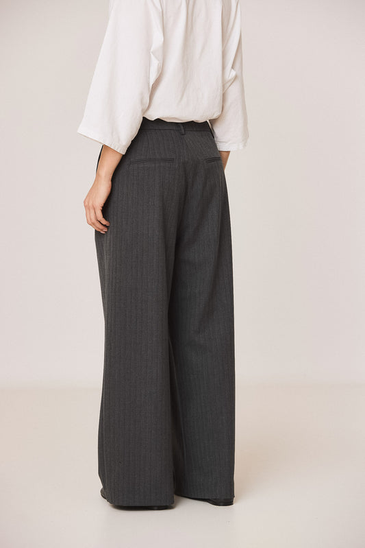PANTALON DE COSTUME À PINCES 5