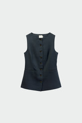 FITTED VEST