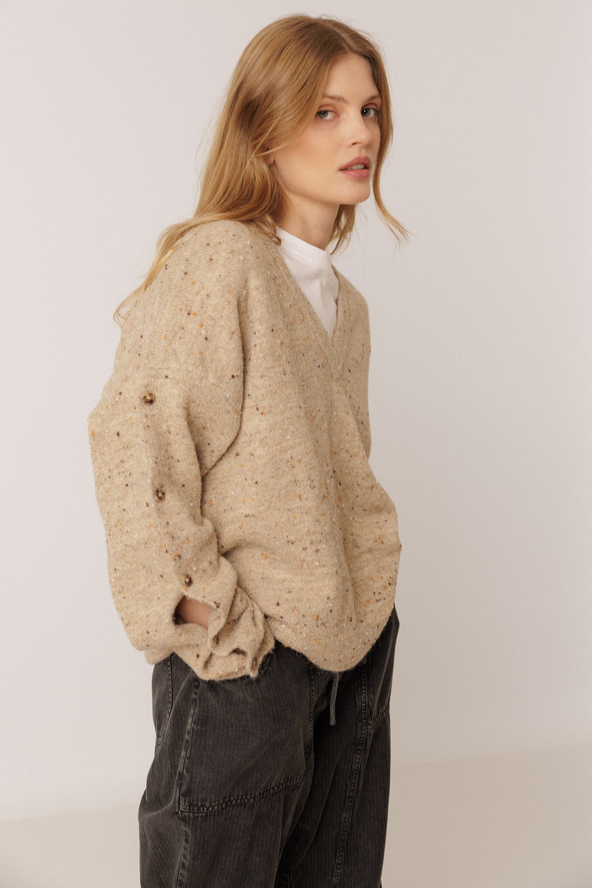 BUTTONED-SLEEVE NEPS SWEATER