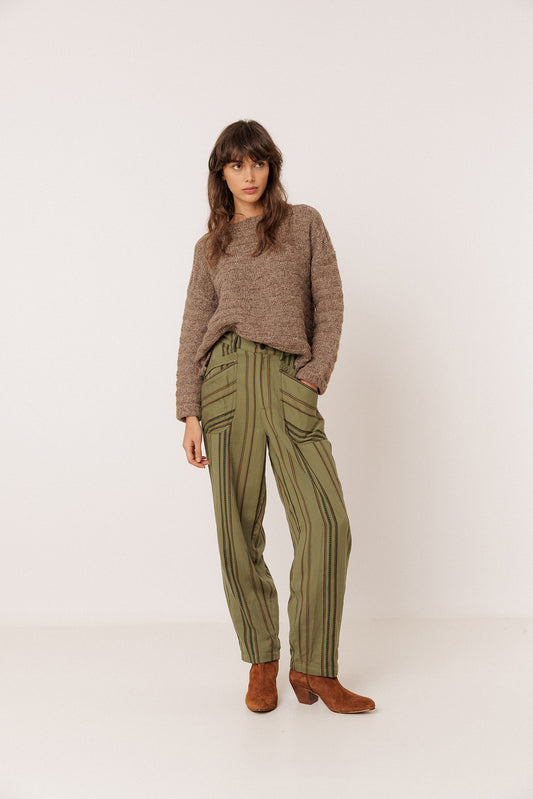 DECORATIVE-KNIT SWEATER 3