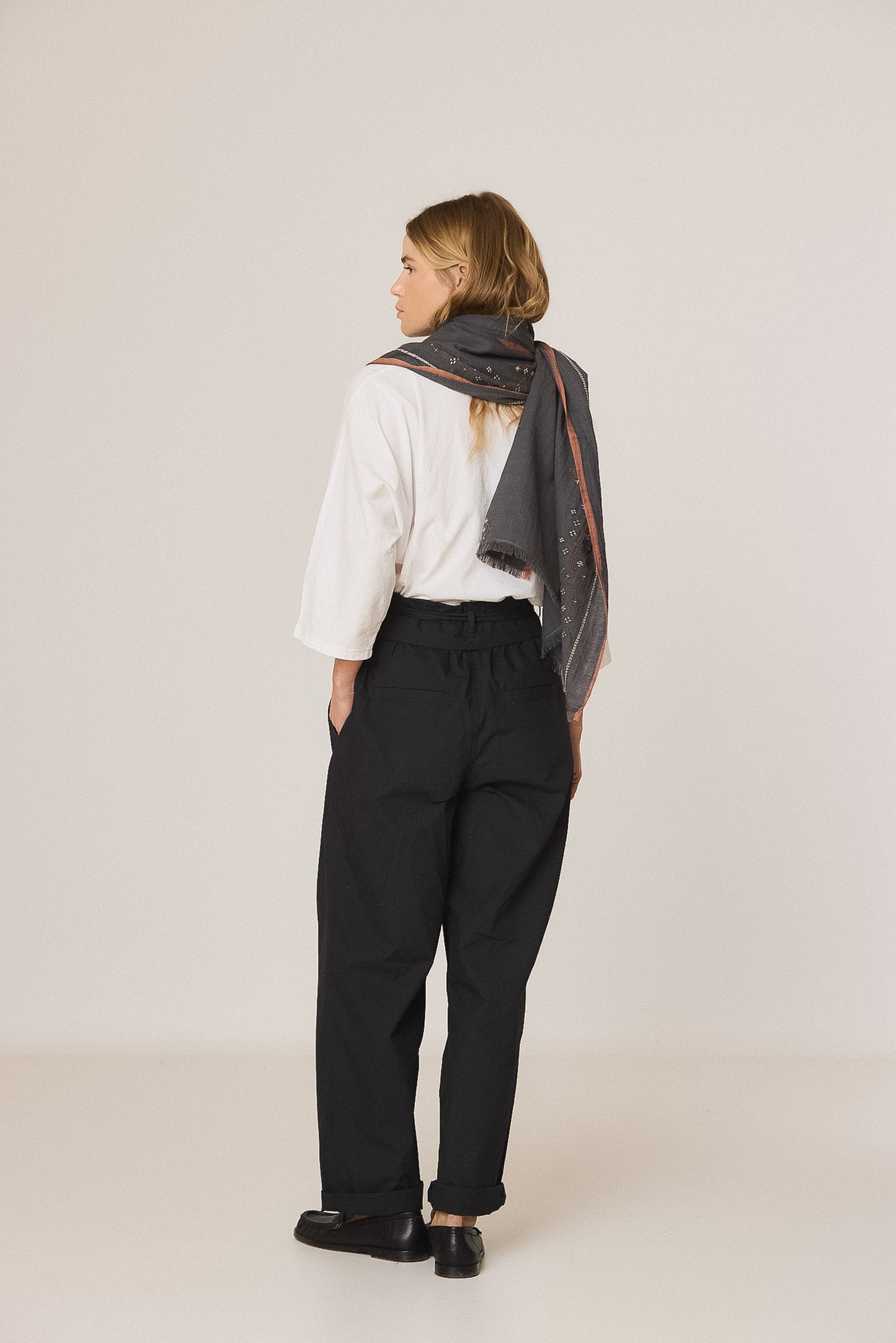 FULAR BORDADO BOHO