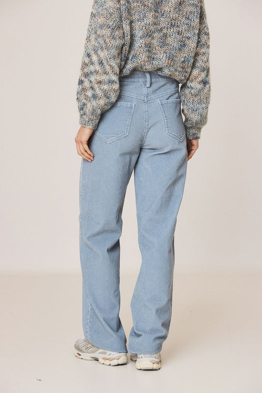 PANTALÓN PANA RECTO 4