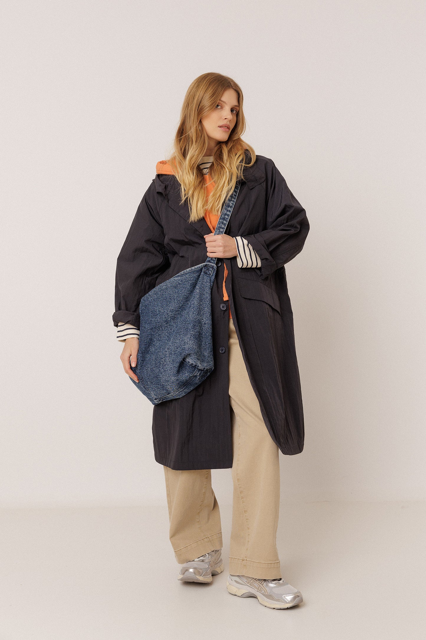 GABARDINA CASUAL TEJIDO TÉCNICO