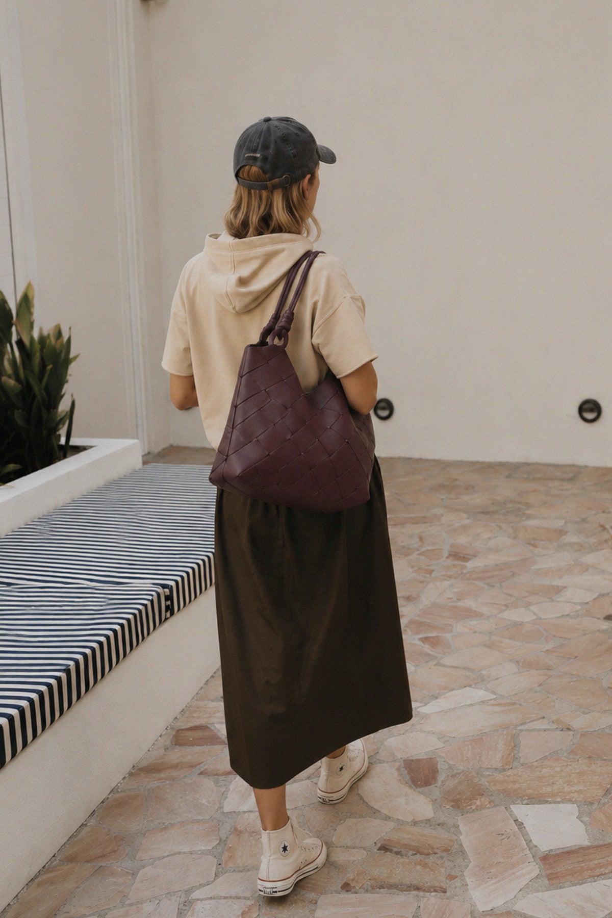 MAXI WOVEN LEATHER BAG