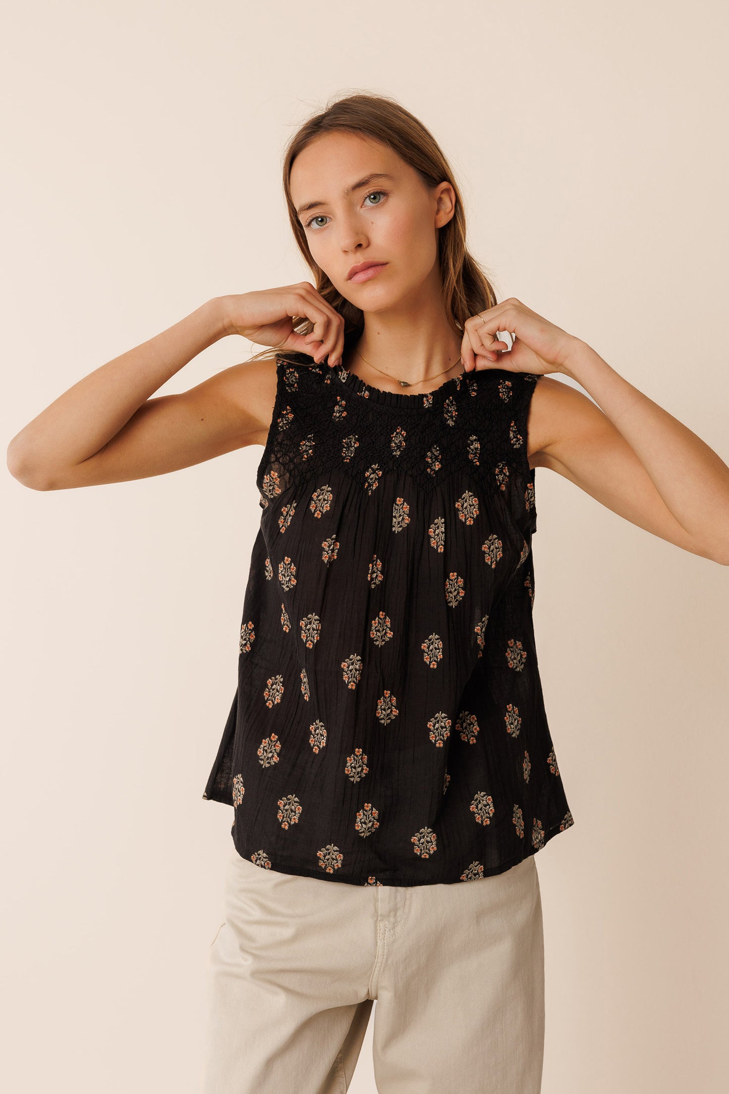MANUAL SMOCK BLOUSE