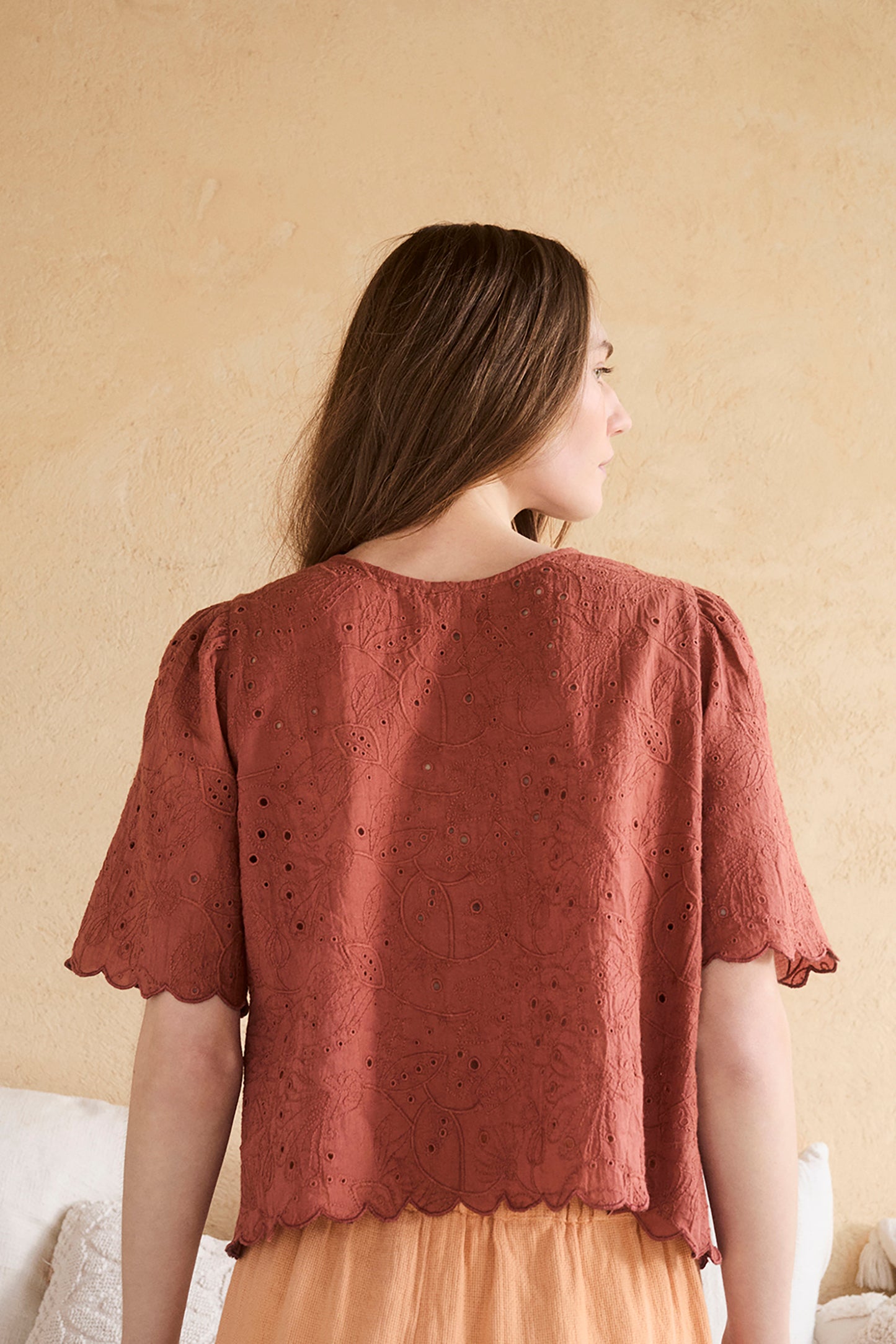 SCALLOPED-DETAILS SHIRT