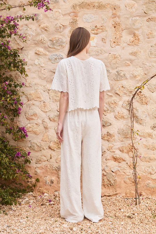 PANTALÓN BORDADO SUIZO