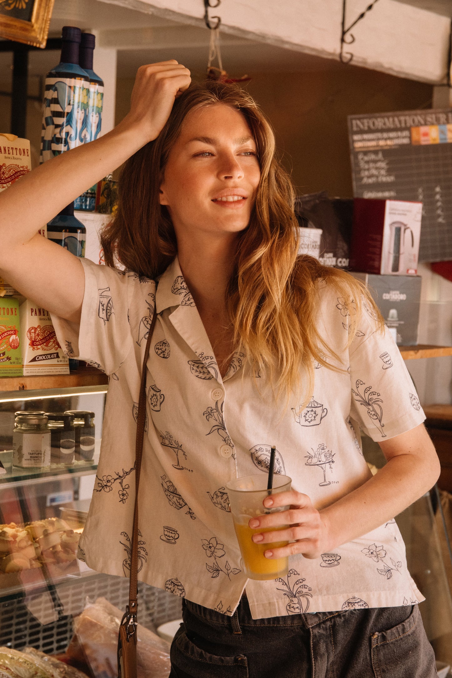 [CL] RETRO-PRINT SHIRT