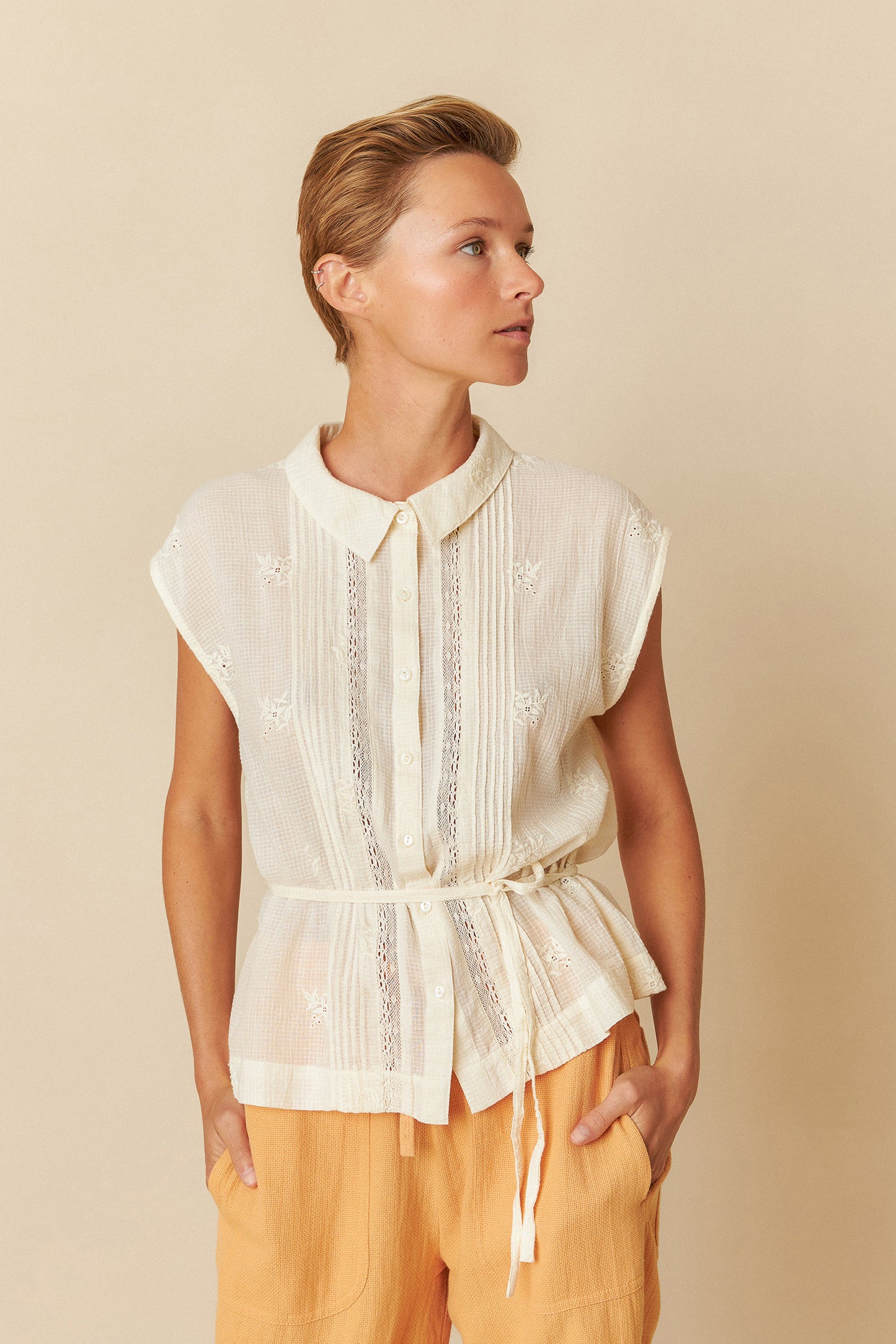 [CL] COTTON EMBROIDERED SHIRT