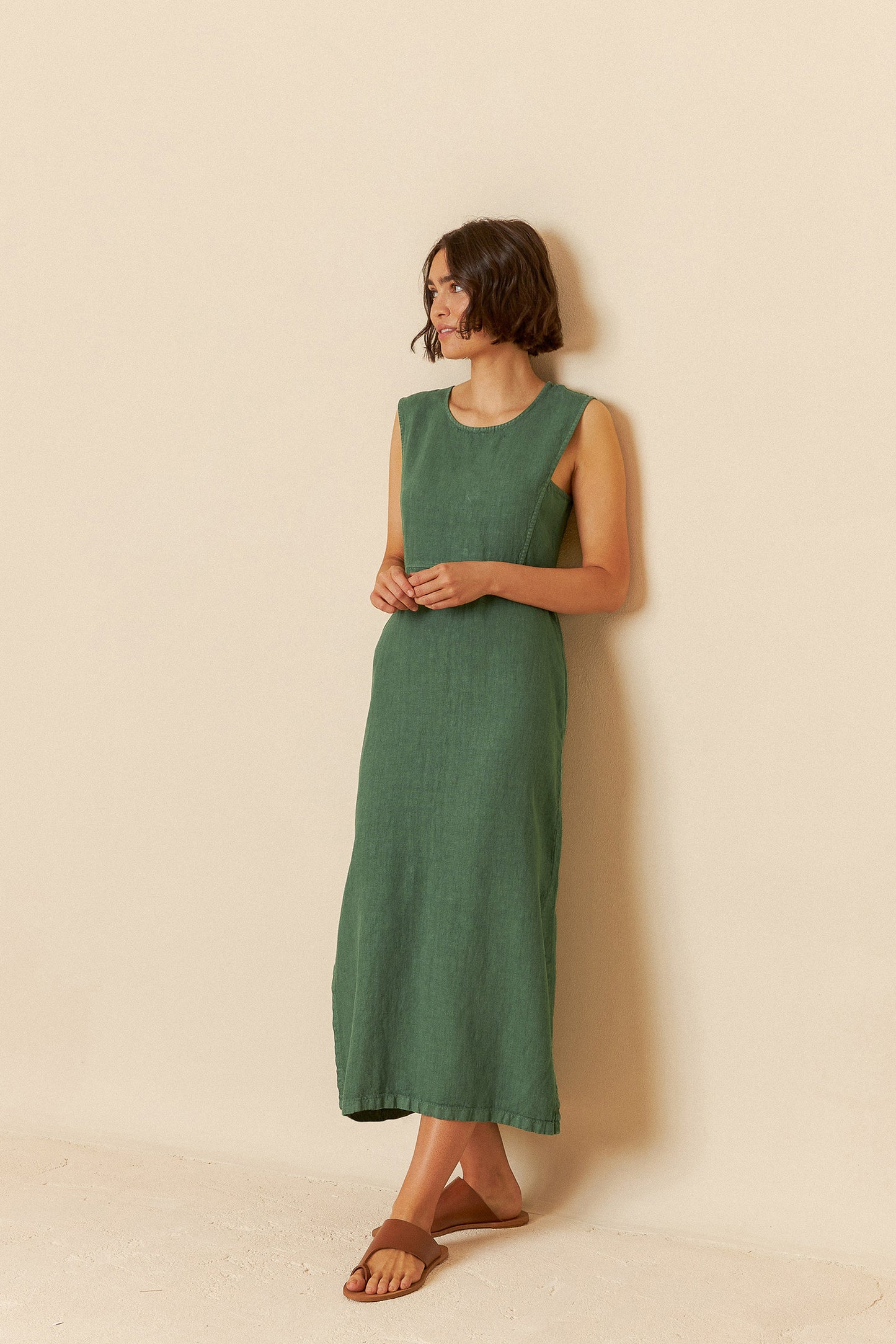 
VESTIDO MIDI LINO