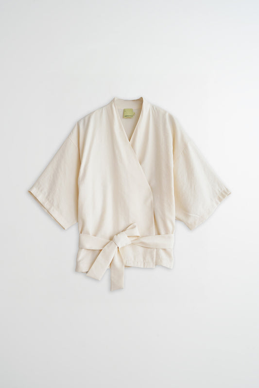 CHAQUETA ESTILO KIMONO