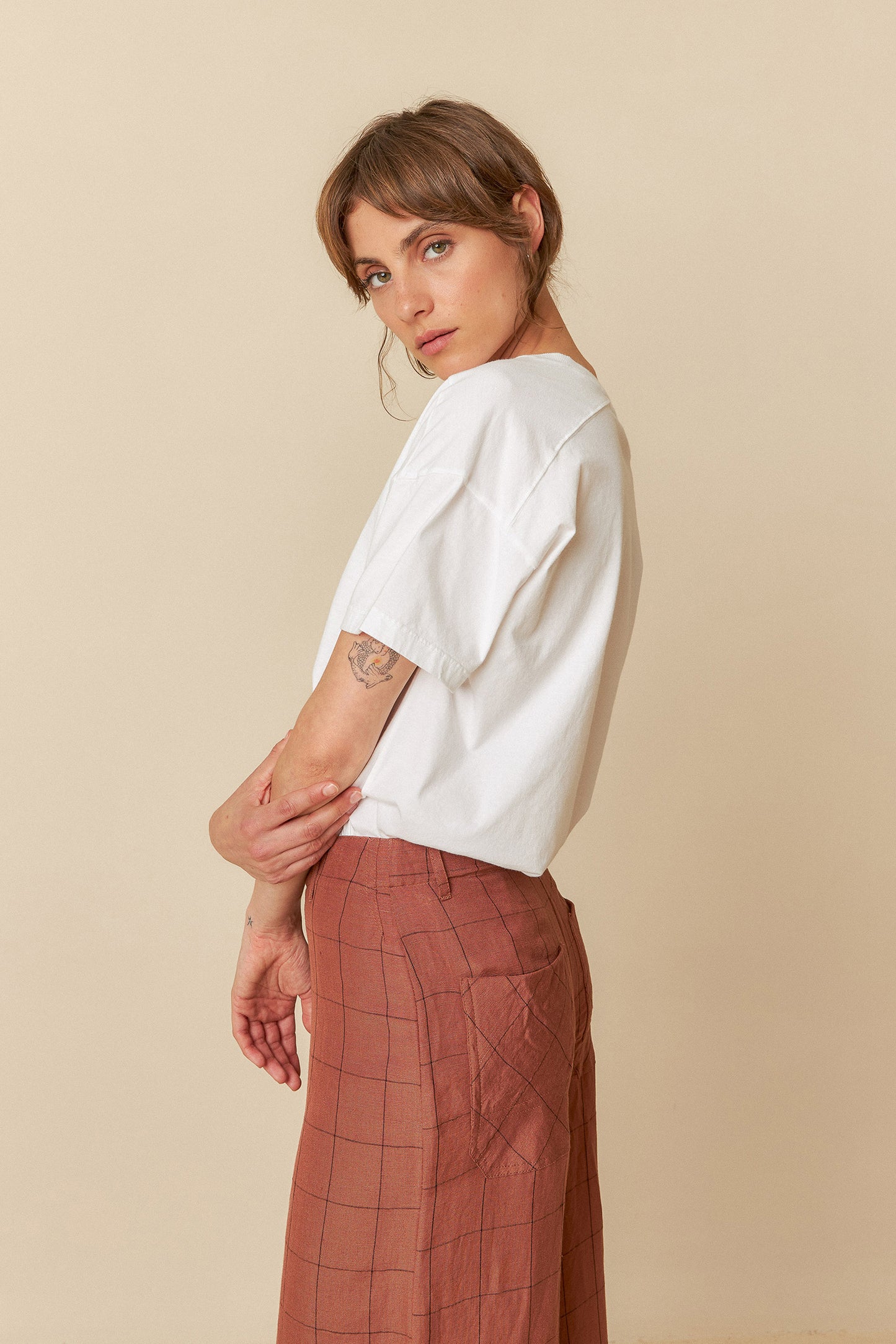 V-NECK COTTON T- SHIRT