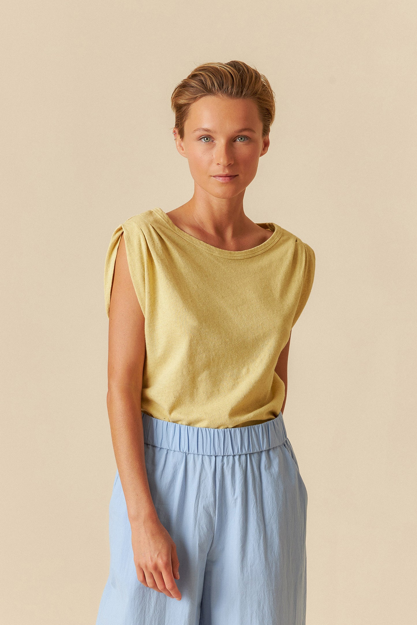 PLEATED MELANGE T-SHIRT