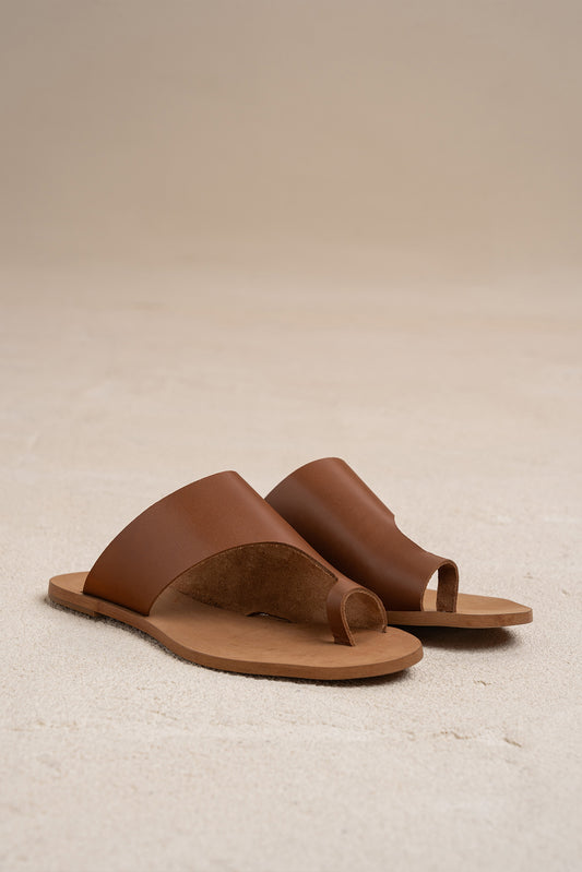 [CL] ASYMMETRIC LEATHER SANDALS