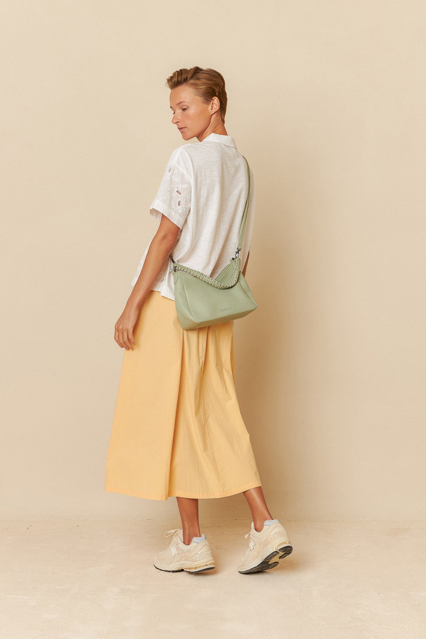 SAC À POIGNÉE EN CUIR TRESSÉ