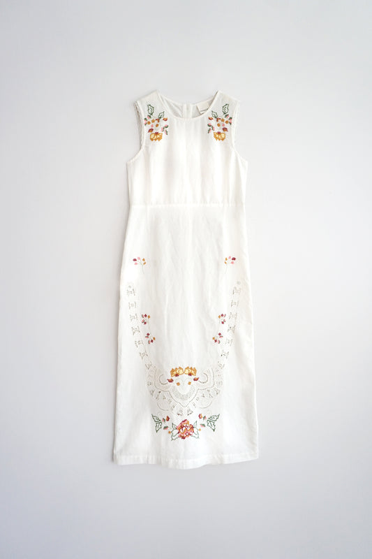 VESTIDO PUNTO DE CRUZ