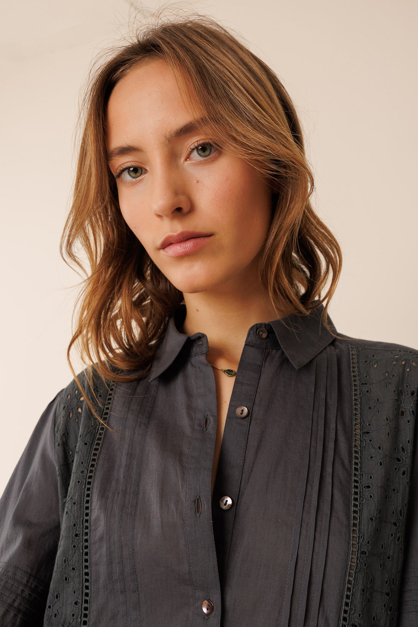 CHEMISE EN VOILE BRODÉ