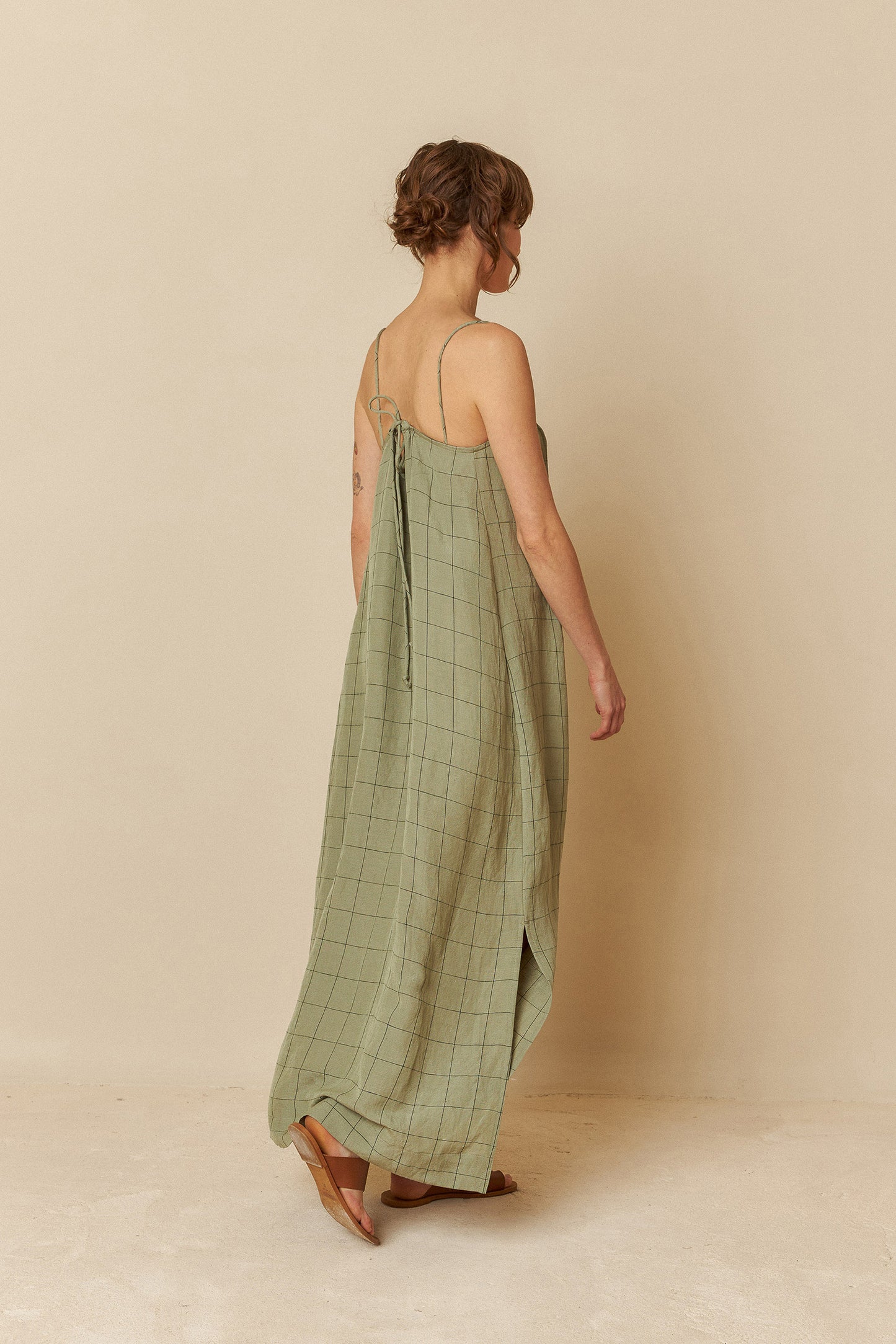 MIDI STRAP DRESS