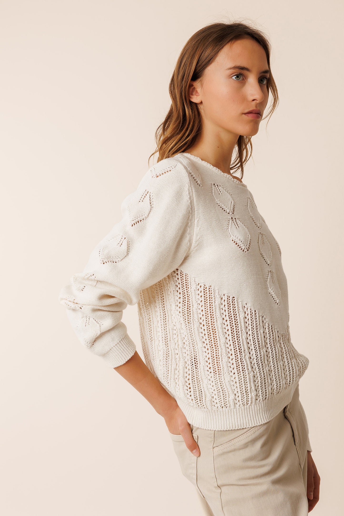 CROCHET EFFECT SWEATER