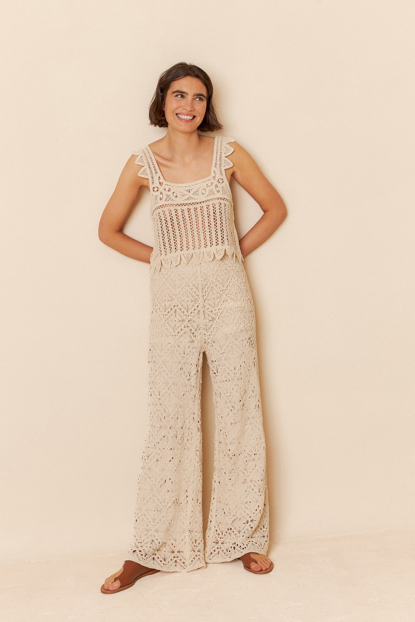 [CL] CROCHET CROP TOP