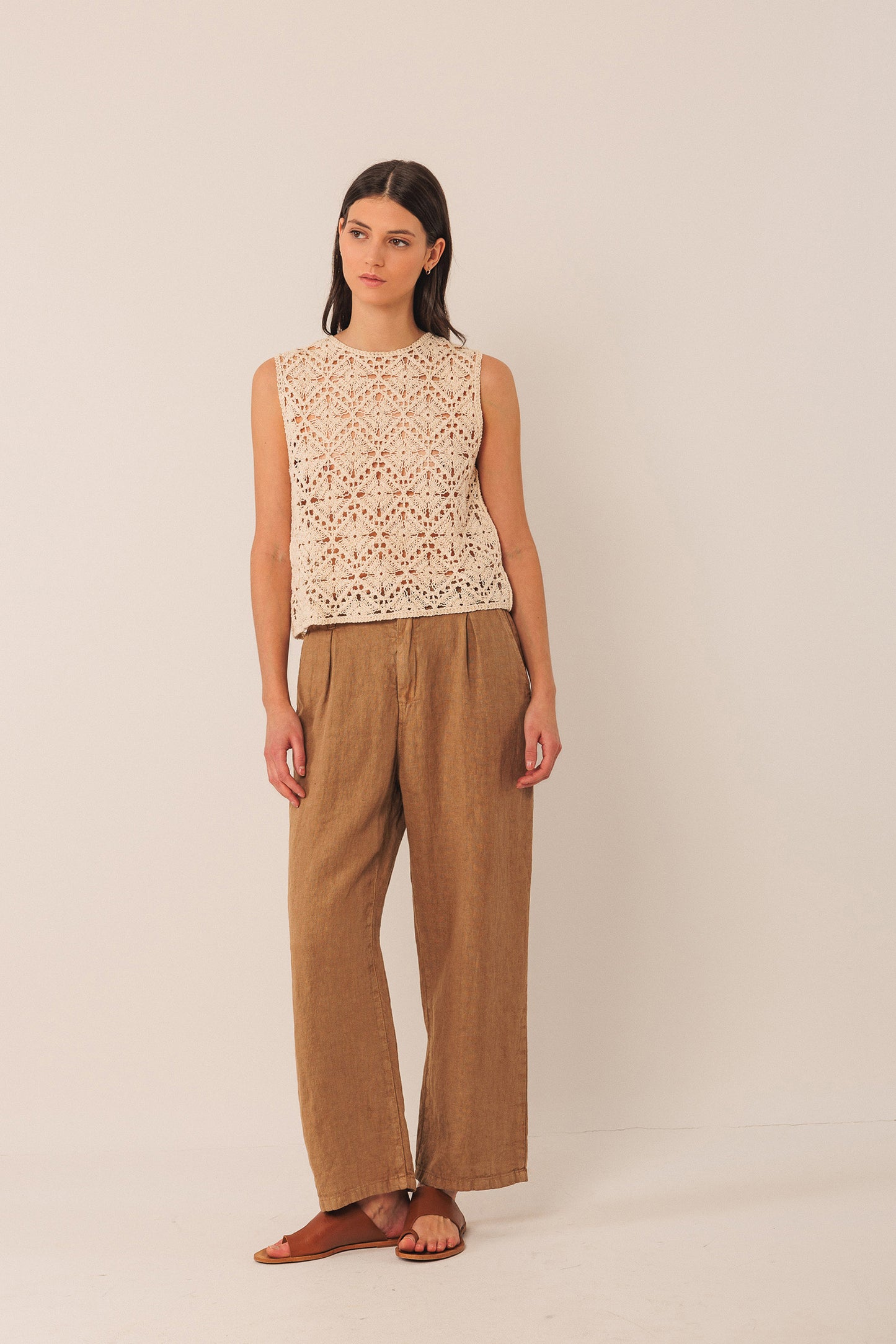 BUTTON-UP CROCHET TOP
