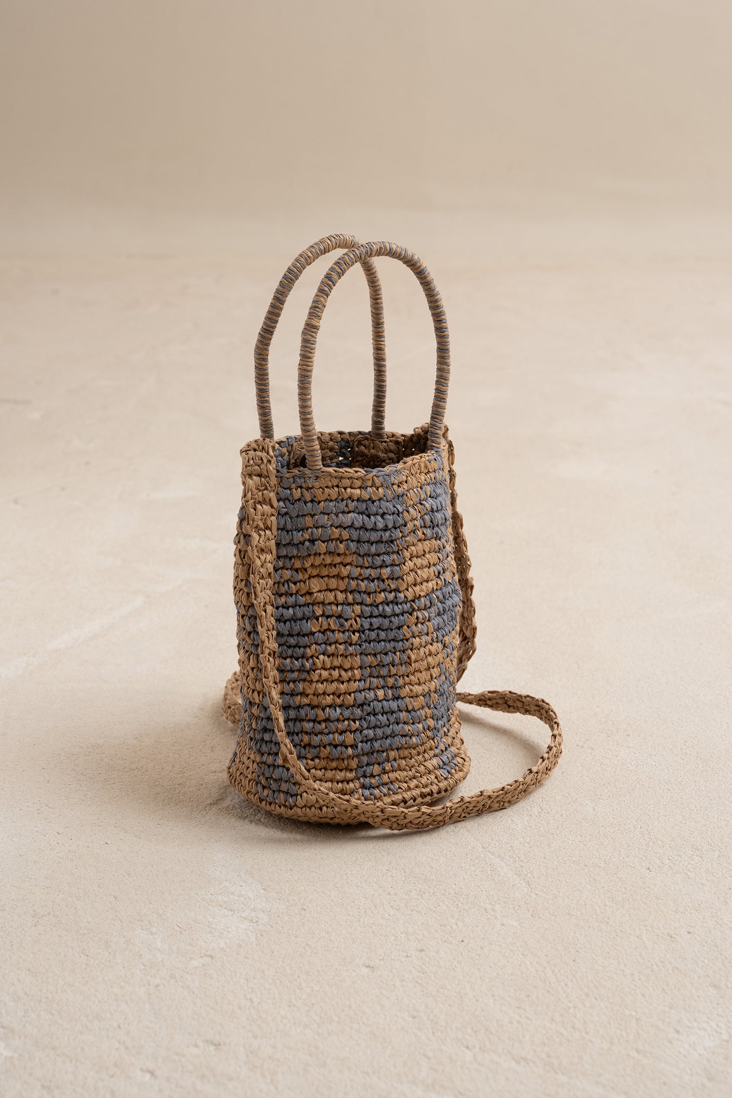 BOLSO BOMBONERA RAFIA