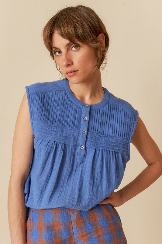 GAUZE PLEATED BLOUSE