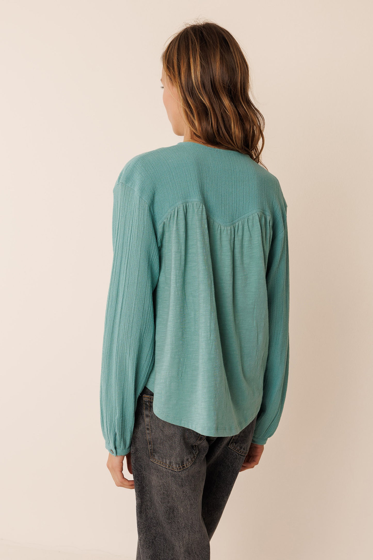BOMBED SLEEVE BLOUSE