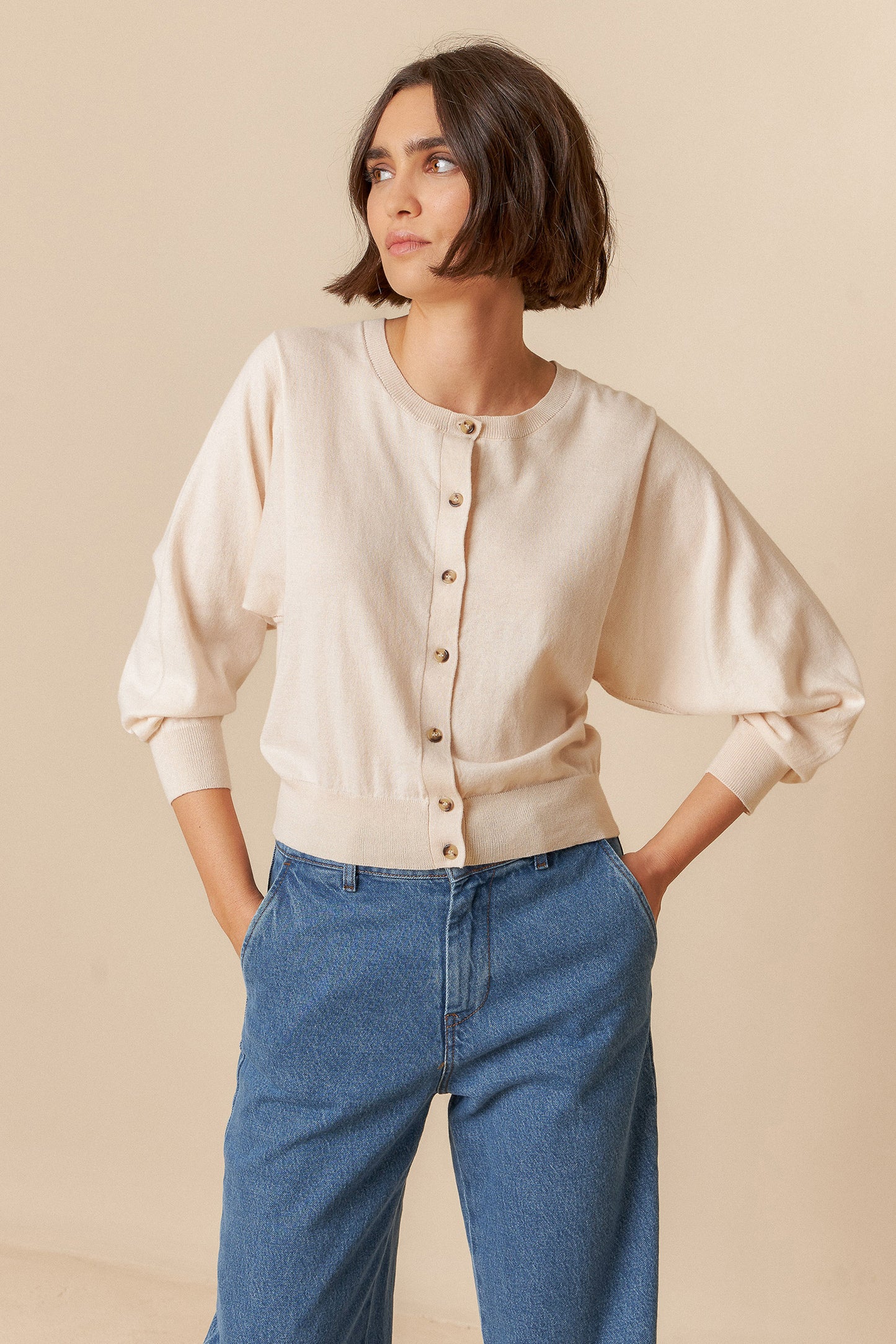 BATWING SLEEVE KNIT JACKET
