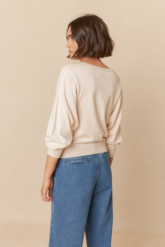 VESTE EN MAILLE À MANCHES CHAUVE-SOURIS