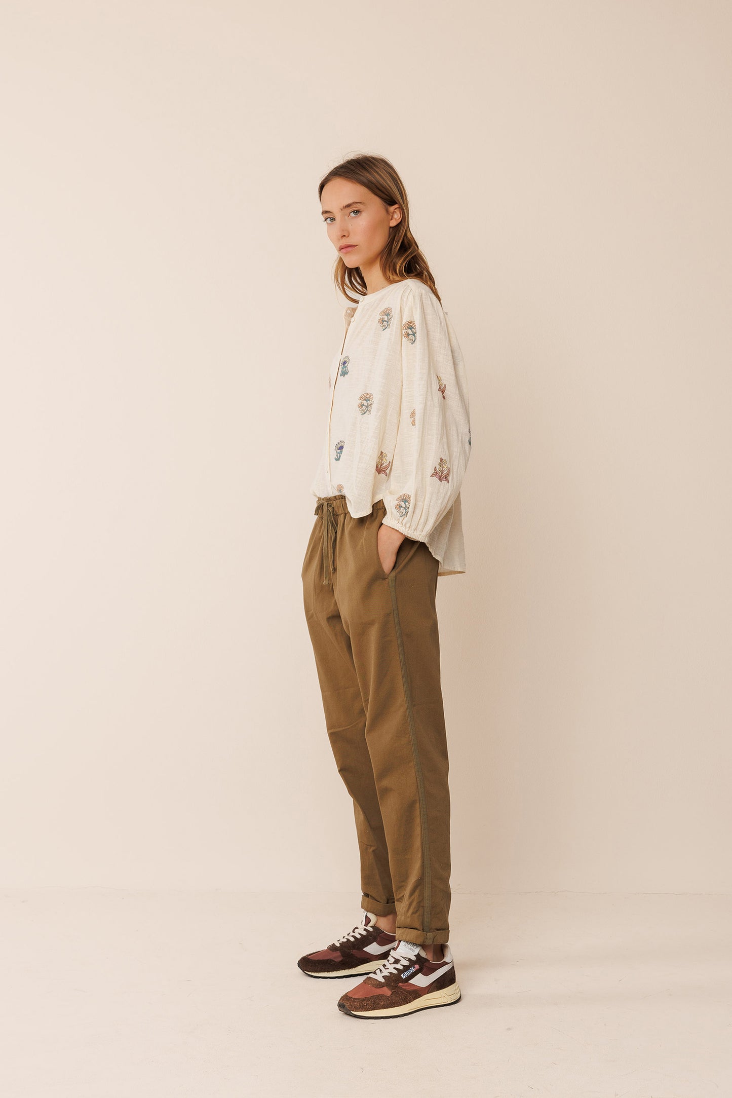 [CL] CLASSIC JOGGER PANTS