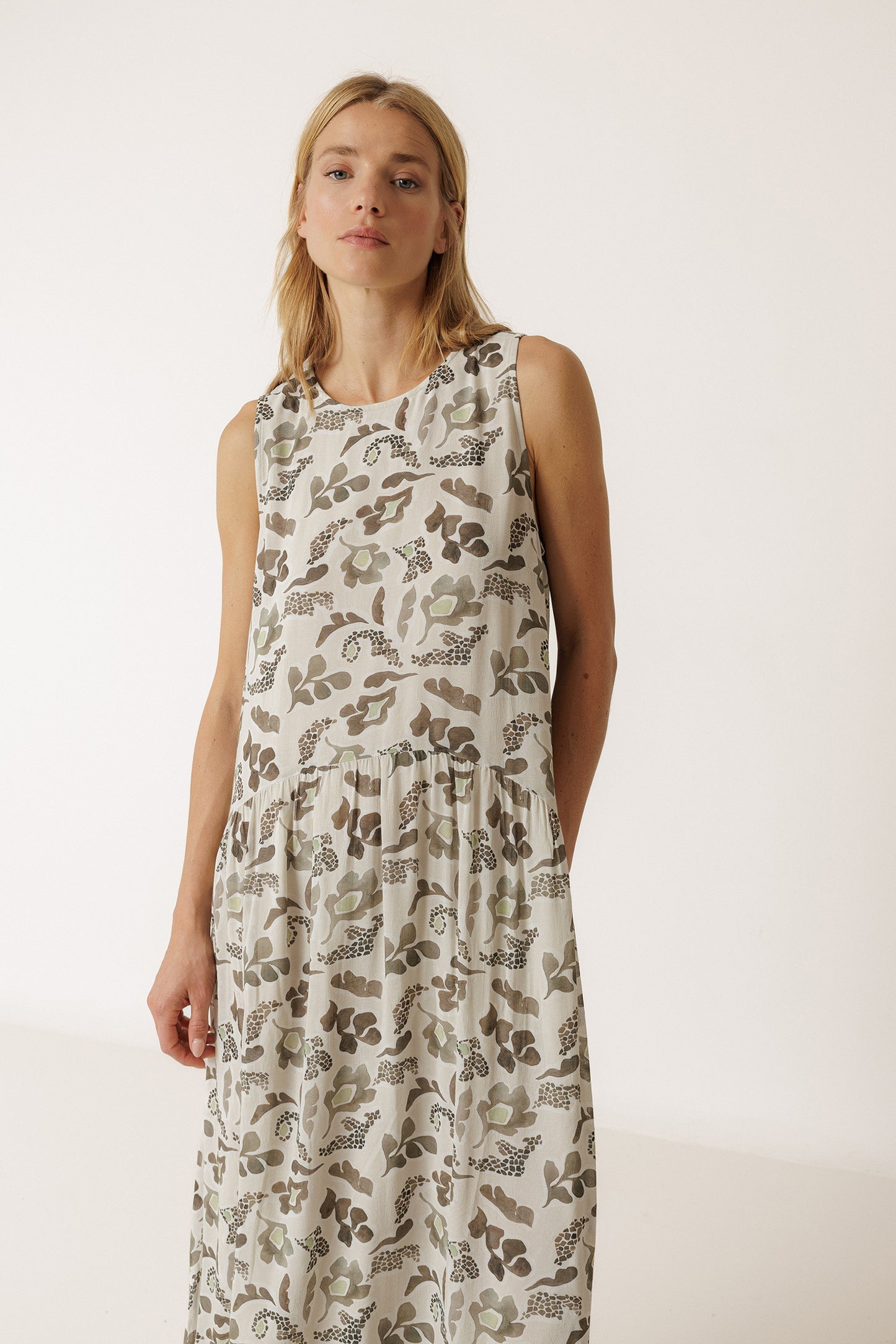 MAXI FLOWER DRESS