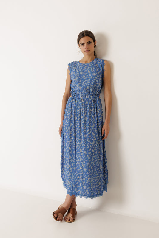 LONG LACE DRESS 3