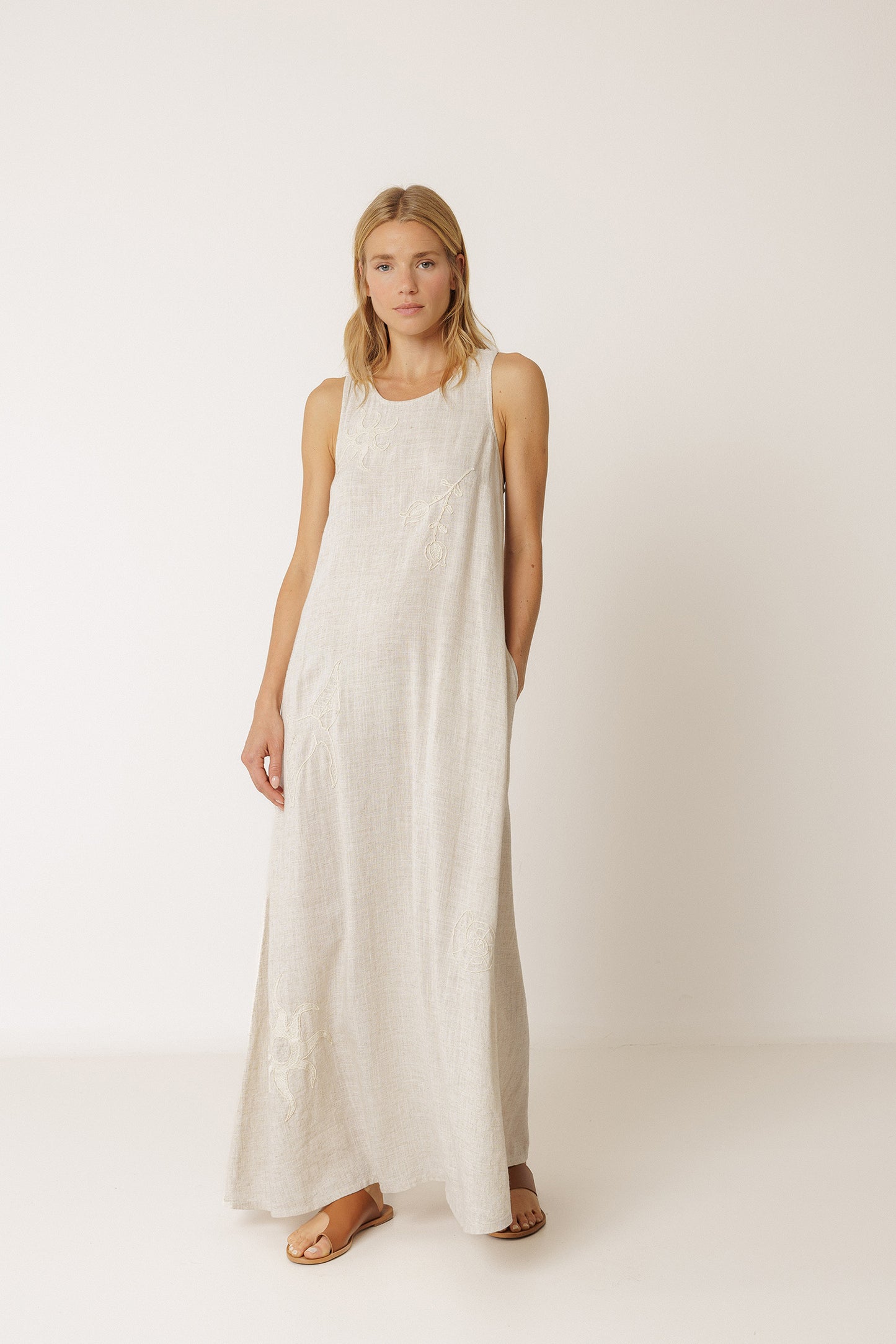 NATURAL EMBROIDERED DRESS