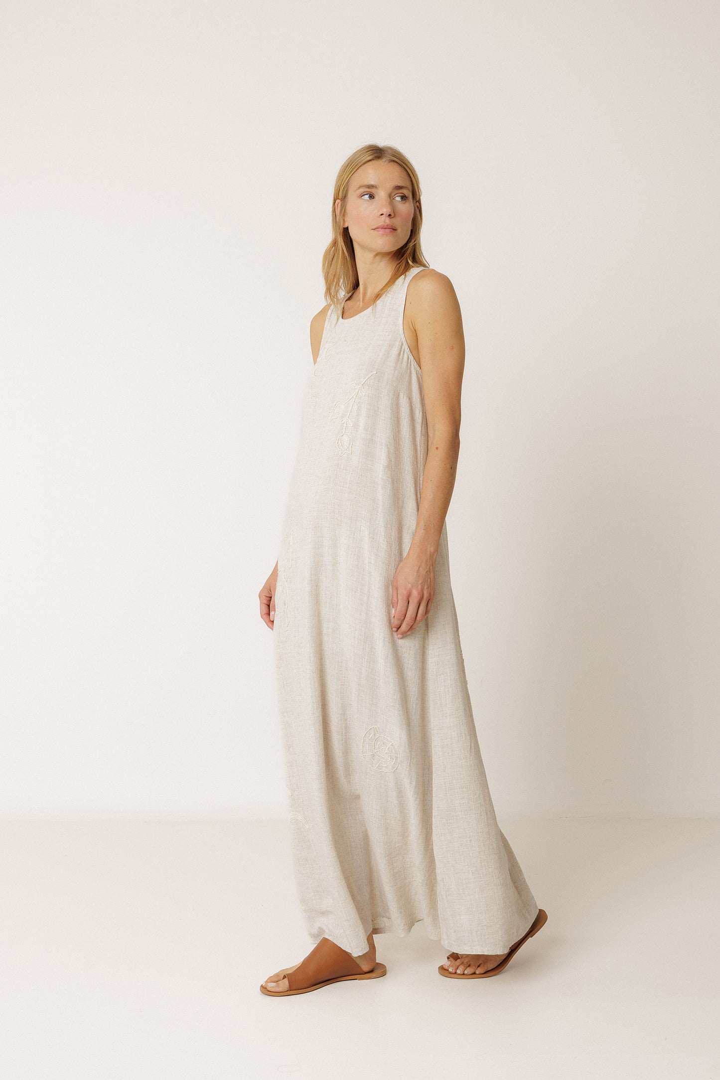 NATURAL EMBROIDERED DRESS
