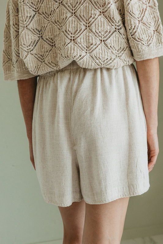 ELASTIC SHORT PANT 3