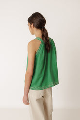 CONTRAST-EMBROIDERY TOP