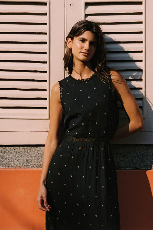 ROBE BRODERIES FLEUR 5