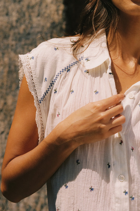 CAMISA BORDADOS FLOR 1