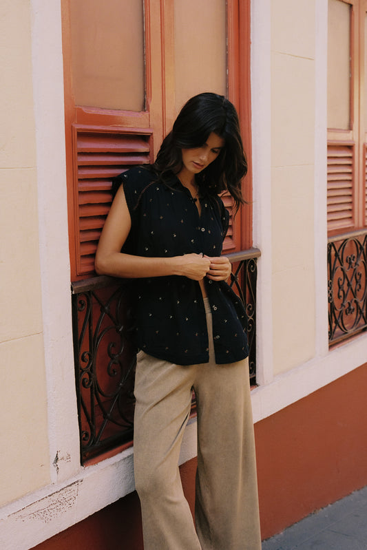 CAMISA BORDADOS FLOR 1