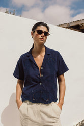 CAMISA BORDADOS PERFORADOS