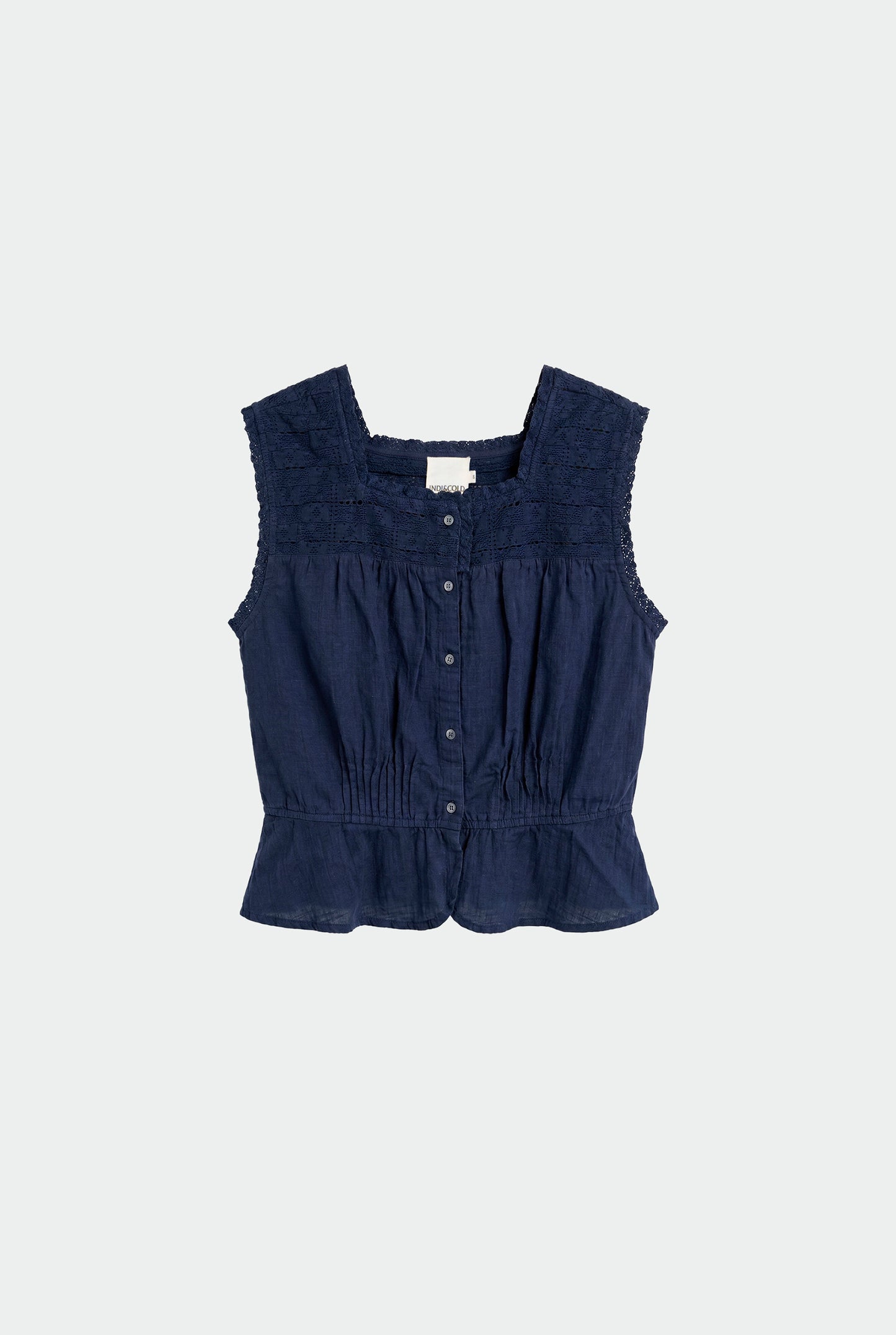 TOP CON CROCHET Y PUNTILLAS