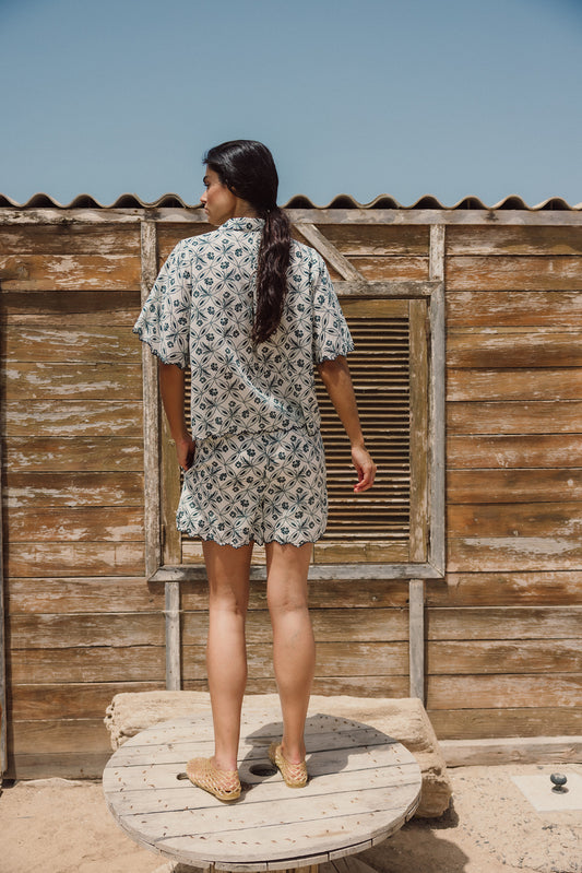 VINTAGE PRINT SHORT 4