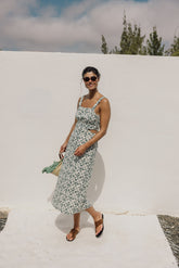 BACKLESS DRESS