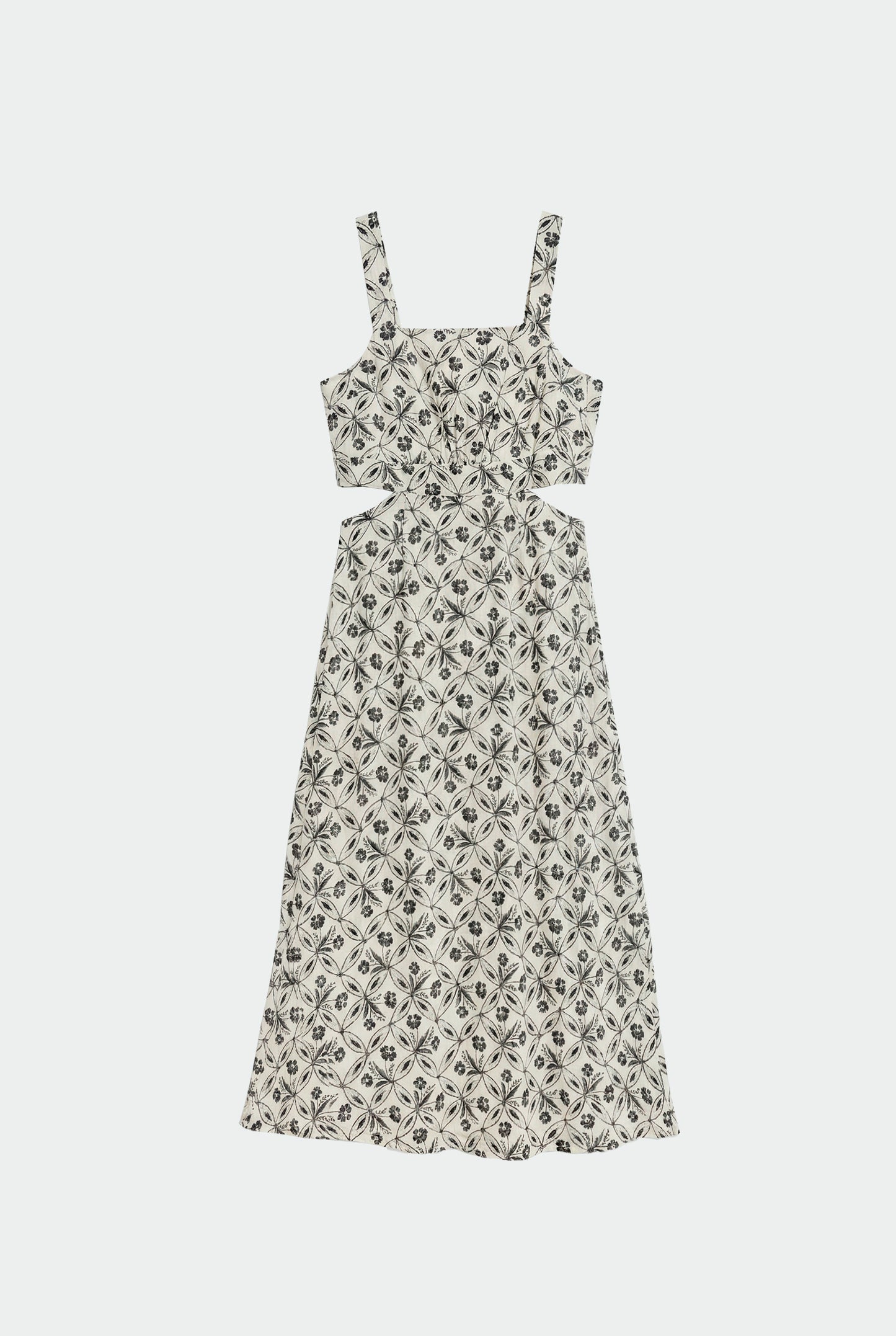 BACKLESS DRESS