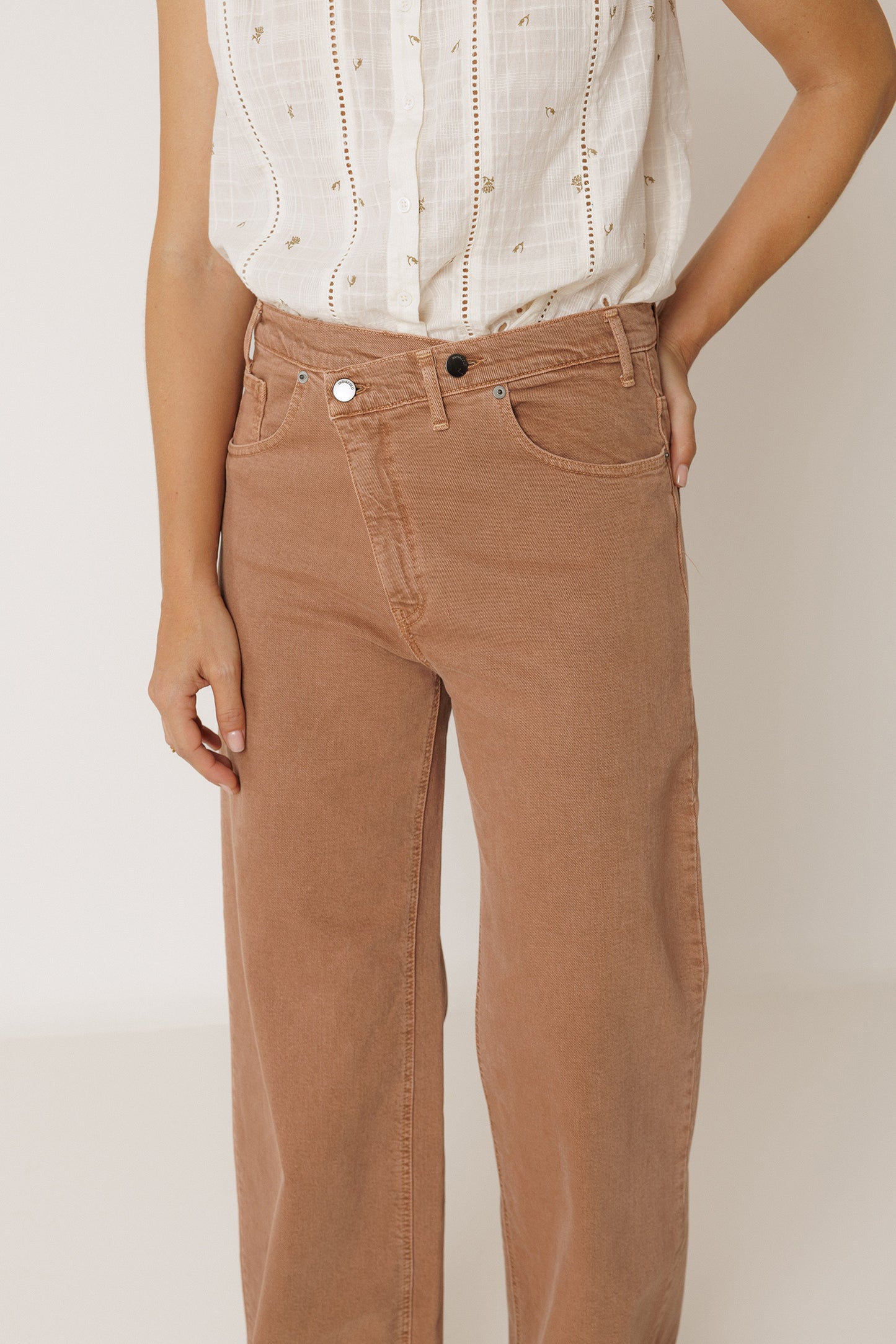 CROSSED-WAISTBAND PANT