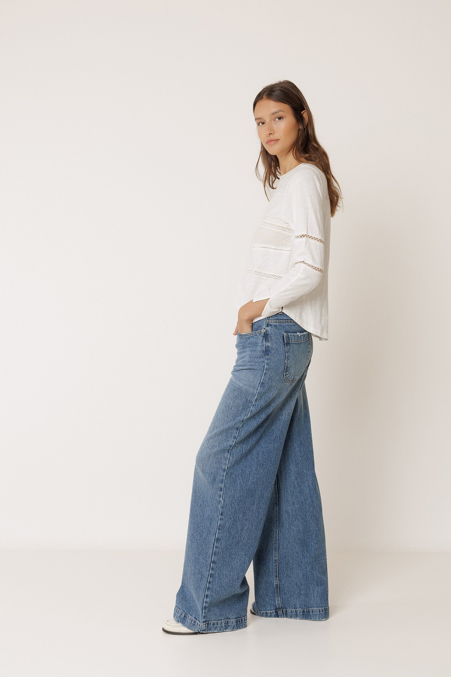 CROSSED-WAISTBAND PANT