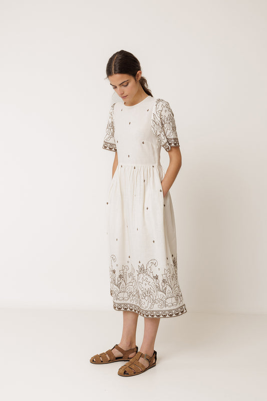 EMBROIDERED DRESS 4