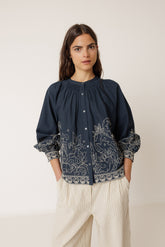 FLORAL HEM BLOUSE